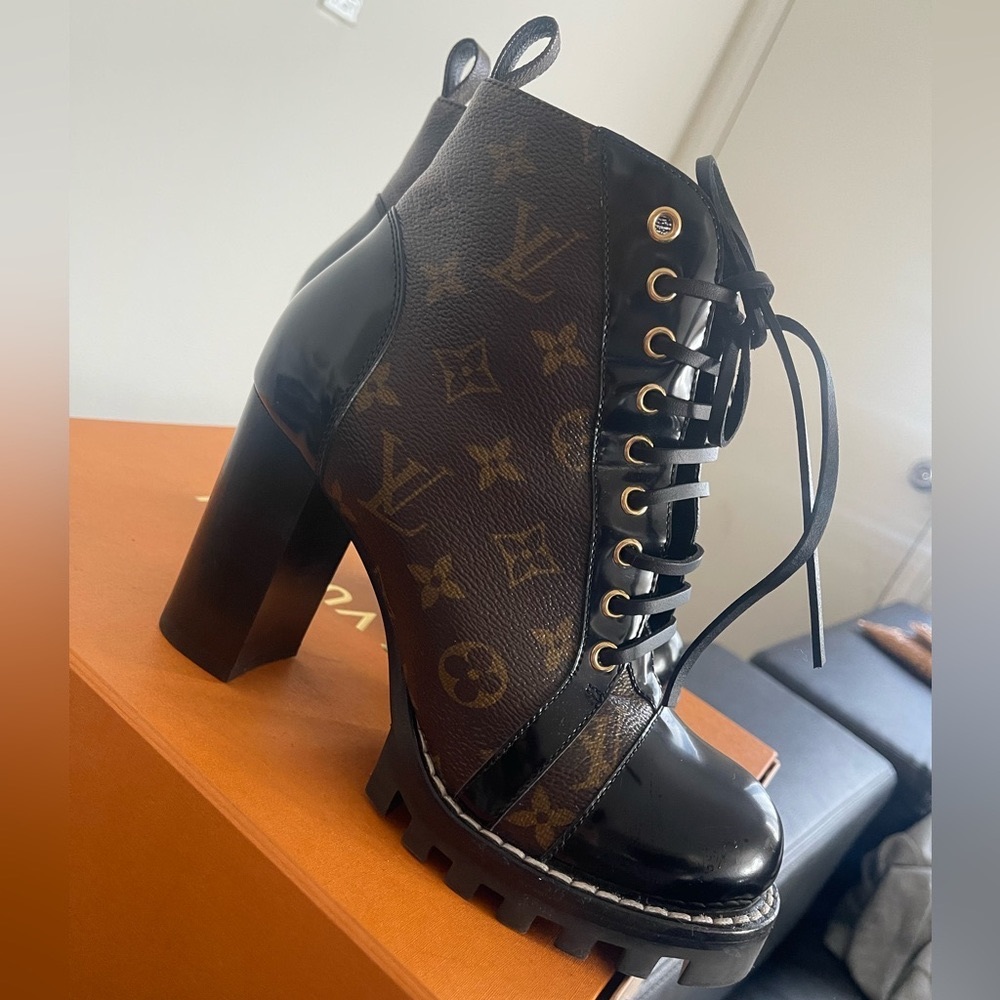 Star Trail Ankle Boot